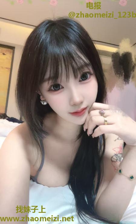 海珠性感大波美媚