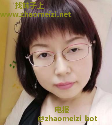 性价比大屁股熟女